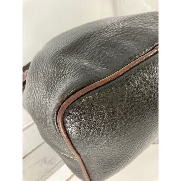 DOONEY & BOURKE LARGE BLACK LEATHER DRAWSTRING SHOULDER BAG - Picture 11 of 16